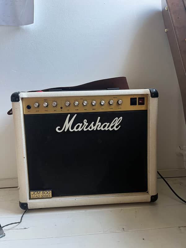 Marshall JCM 800 Lead Series Model 4210 50-Watt Master Volume 1x12" Combo 1980s - Black image 1