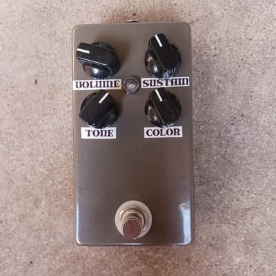 PedalPCB Anvil Fuzz 2025 - glimmer brown sugar image 1