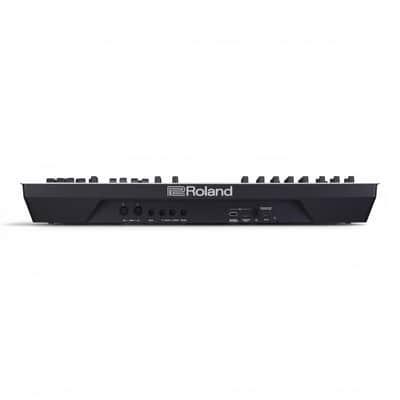 Roland GAIA 2 Synthesizer image 4