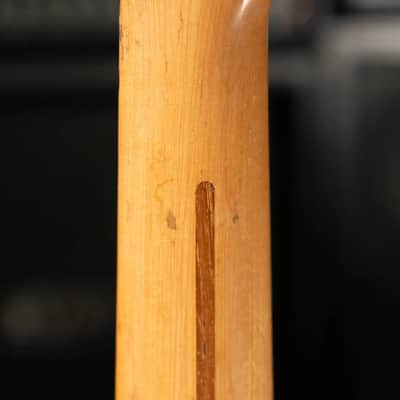 Fender Vintage 1958 Precision Bass - 3 Tone Sunburst with Original Hardshell Case - Used image 11