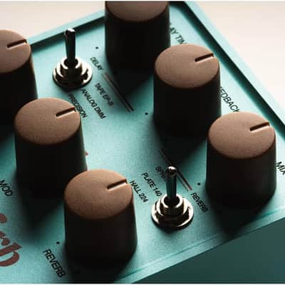 Universal Audio DEL-VERB Ambience Companion Reverb and Delay Pedal image 4