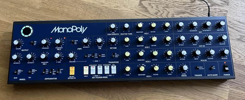 Behringer MonoPoly Desktop (no Keys) + Dust Cover image 1