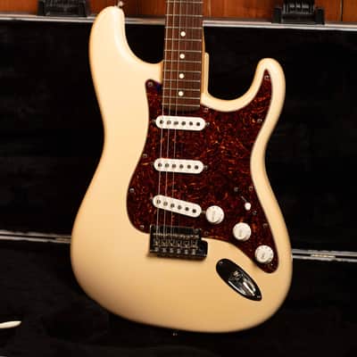 Fender American Standard Stratocaster RW Vintage White image 14