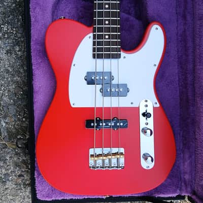 Clip TBS-4 Bass Guitar Short Scale Telebass Retro Red image 4