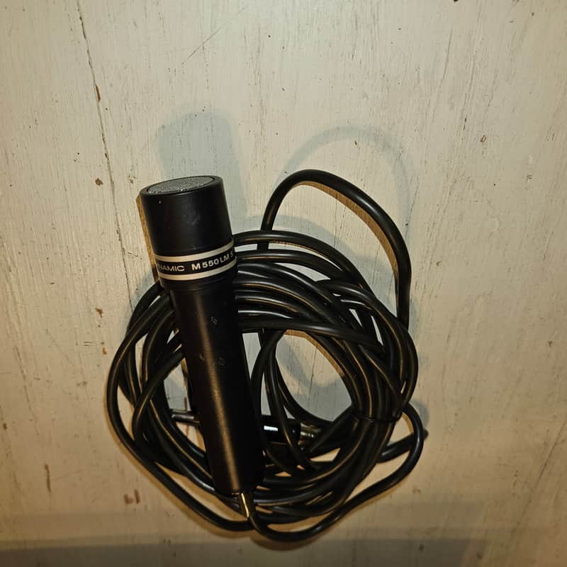 Beyer 550 LM S - Black image 1