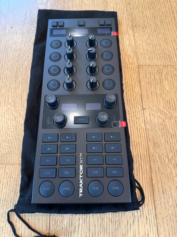 Native Instruments Traktor X1 Mk3