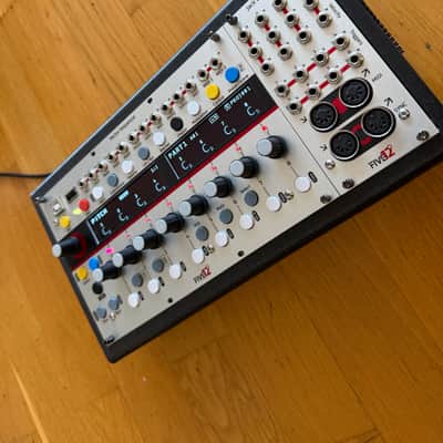 Five12 Vector Sequencer MkI +Expander MkI+Case+PSU image 2