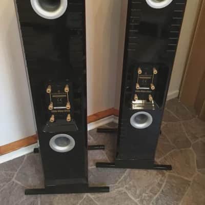 Audiovector M3 Signature Floorstanding Speakers (pair) image 2