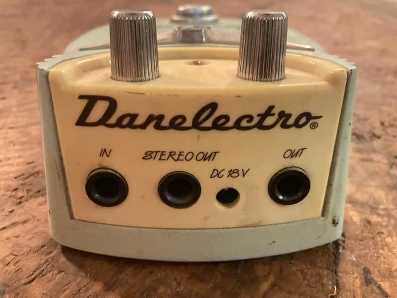 Danelectro Cool Cat Chorus