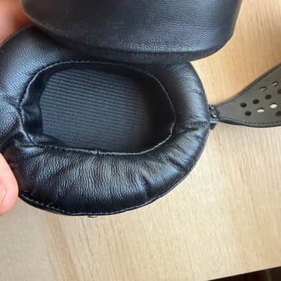 Audeze LCD-2 Closed-Back 2019 - Matte Carbon image 13