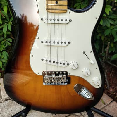 Fender American Special Strat Stratocaster 2-Tone Sunburst *UNPLAYED* 2011 image 6