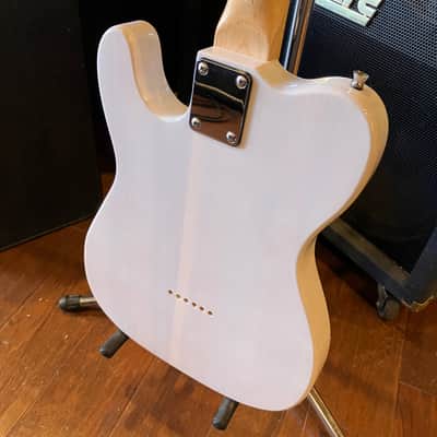 Handmade T-style 2020's - Translucent White image 4