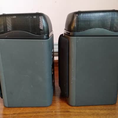 Optimus Pro LX5 bookshelf speakers in excellent condition - 1980's image 4