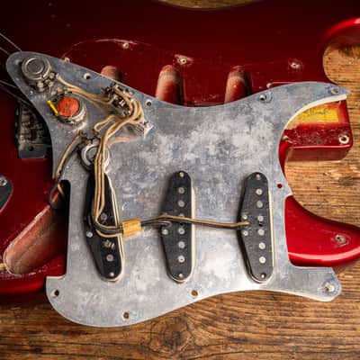 Fender Stratocaster with Birsdeye Maple Neck Candy Apple Red 1960 image 10