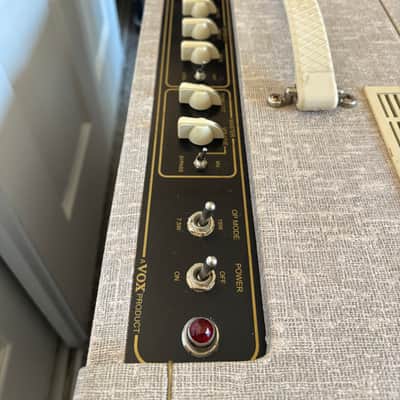 Vox AC15HW1X Hand-Wired 2-Channel 15-Watt 1x12" Blue Alnico Guitar Combo 2010 - 2019 - Fawn image 3