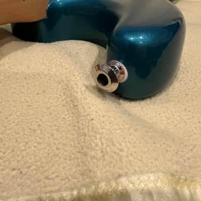 Fender American Elite Stratocaster SSS with Maple Fretboard 2016 - 2019 - Ocean Turquoise Metallic image 14