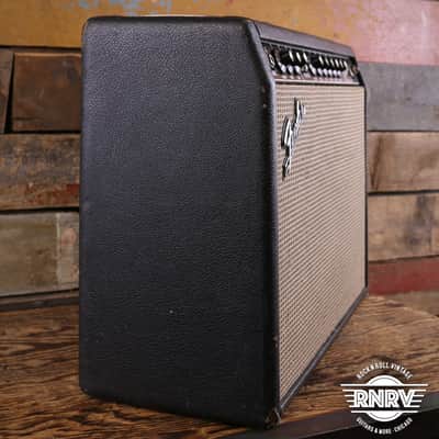 1966 Fender Deluxe Reverb 2-Channel 22-Watt 1x12" Guitar Combo image 6