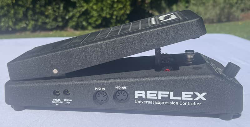 Source Audio Reflex Universal Expression Controller