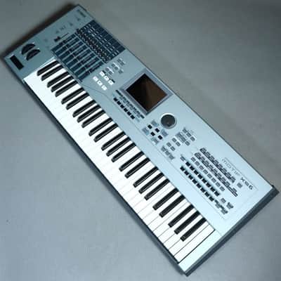 Yamaha Motif XS 6 Production Synthesizer 2000s - Gray image 3