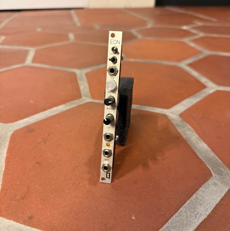 Qu-Bit Electronix EON