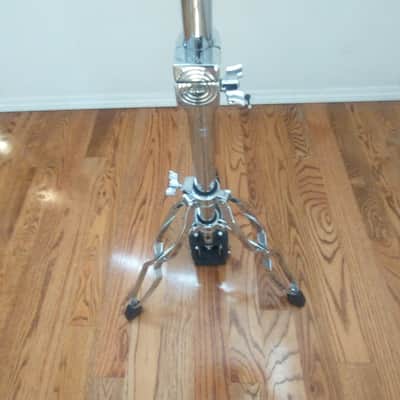 DW 5000 2 leg hi hat stand, swallow foot pedal, DW clutch excellent condition! Bild 10