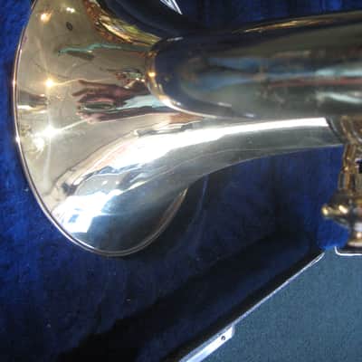 F. E. Olds & Sons Marching Baritone 1977-78 Gold Lacquer image 8