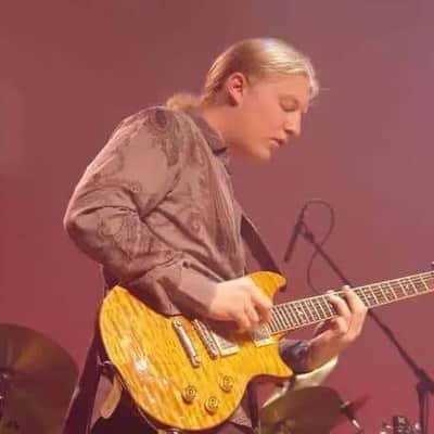 Washburn USA Custom Shop E400 2002 - semi hollow image 13
