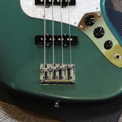 Unplayed! 2017 Fender Adam Clayton Jazz Bass Electric Bass Sherwood Metallic Green + OHSC image 6