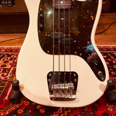 Fender Mustang Bass MIJ 2008-2010 - White image 2
