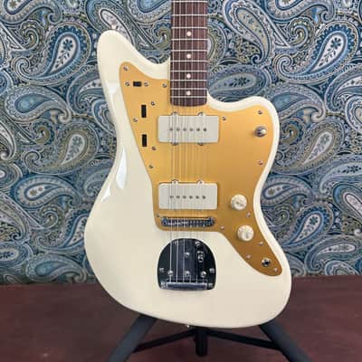 Squier Deluxe Jazzmaster ST | Reverb