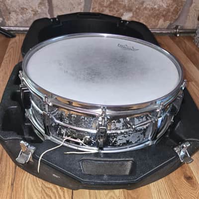 Vintage 1980's Pearl clamshell Snare Drum case image 8
