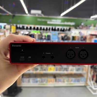 Focusrite Scarlett 2i2 4th Gen USB Audio Interface 2023 Bild 4