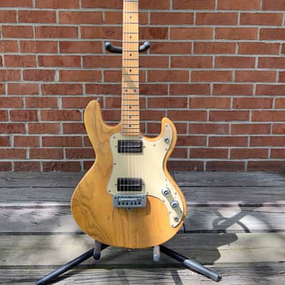 1982 Peavey T-15 - Natural, Ash Body, Nitrocellulose, Original Case, USA made, Short-Scale image 2