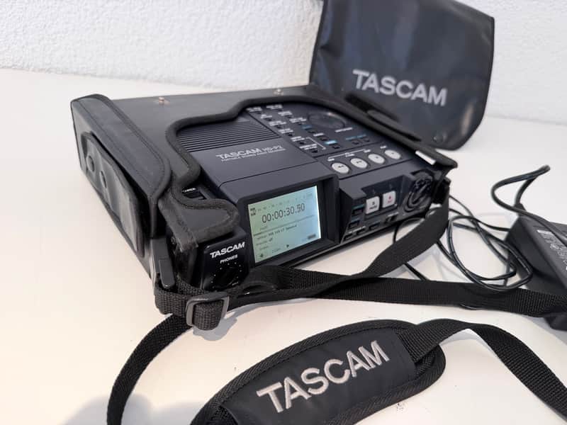 TASCAM HD-P2 HD Recorder - Schwarz image 1