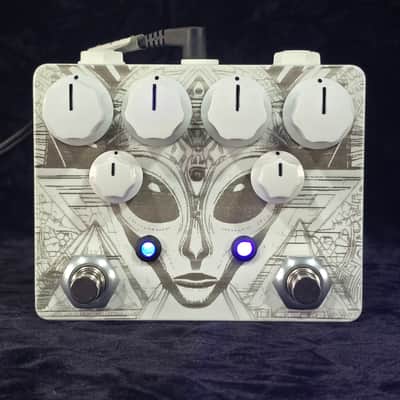 68 Pedals King of Clone Dual Overdrive Distortion Boost Pedal Tesi Custom Shop-Glow in the Dark Alien Head image 12