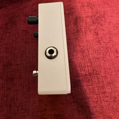 (Mint) KMA Audio Machines Wurm Distortion 2017 - 2021 - White image 4