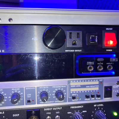 Aphex 661 Expressor with Tubessence Tube Compressor Limiter High Frequency Expander Studio Rackmount image 2