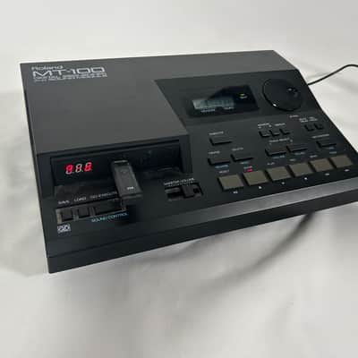 Roland MT-100 Synth & Sequencer combo with USB drive image 4