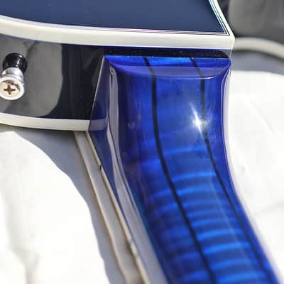 Gibson Les Paul Custom 2021 Zodiac Electric Guitar Aurora Borealis Burst image 12