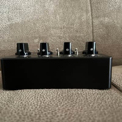 Suhr A.C.E. Analog Cabinet Emulator 2010s - Black image 2