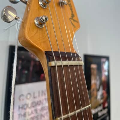 Fender Robert Cray Artist Series Signature Stratocaster 2003 - Present - 3-Color Sunburst image 4