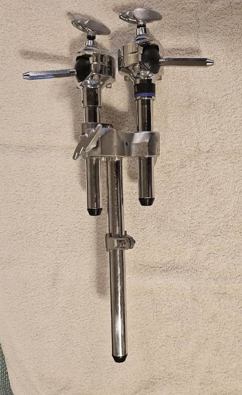 Immagine Yamaha TH-945B 3-Hole Receiver Tom Holder with 2x CL-945B Tom Mounts 2010s - Chrome - 1
