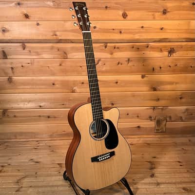 Martin 000-C Jr-E Acoustic Guitar - Natural image 2