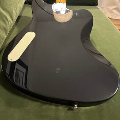 Fender Pawn Shop Series Reverse Jaguar Bass - Black image 8
