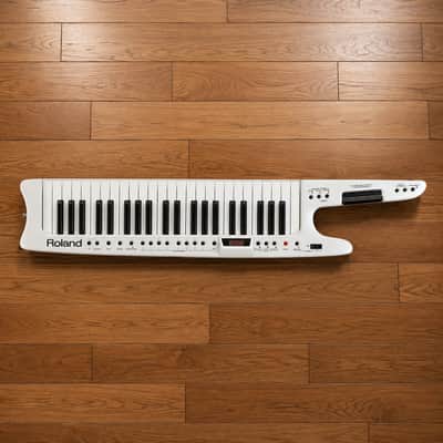 Roland AX-7 45-Key Keytar MIDI Controller 2002 - 2006 - White image 2