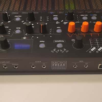 Arturia MicroFreak 25-Key Algorithmic Synthesizer 2019 - Present - Black image 2