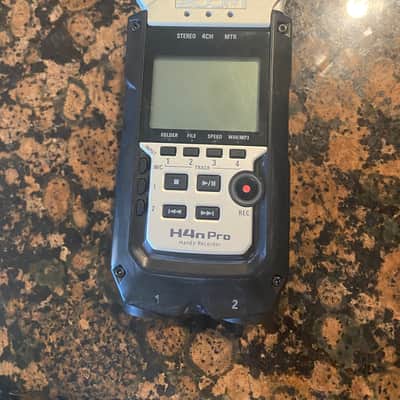 Zoom H4n PRO Handy Digital Multitrack Recorder 2010s - Silver / Black image 1