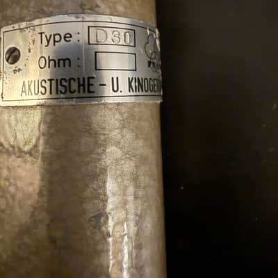 AKG D 30 Dual Diaphragm Dynamic Microphone 1960s - Matte image 4
