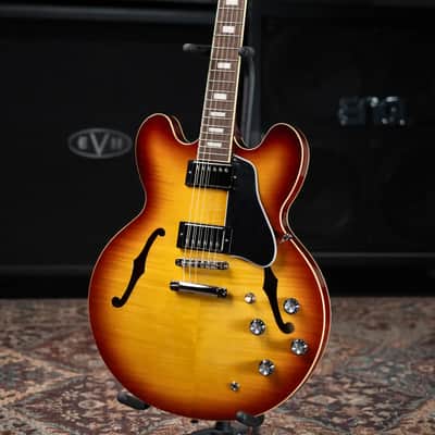 Epiphone ES-335 Figured Semi-Hollow Electric Guitar - Raspberry Tea Burst image 13