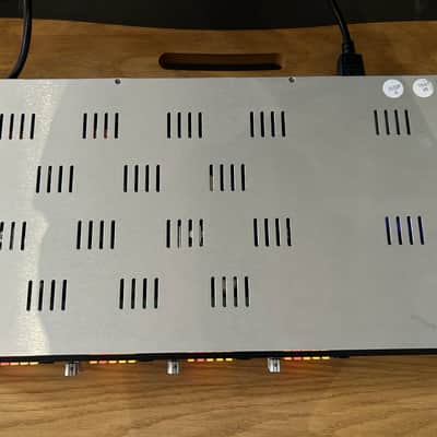 API 3124V 4-Channel Mic Preamp image 5